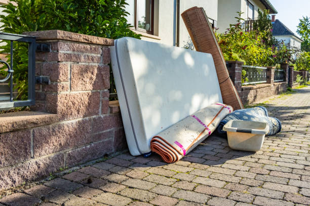 Best Furniture Removal Near Me  in Center Line, MI